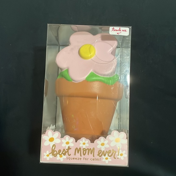 New Eccolo potted flower plant 🪴 stress ball squeeze ball Mother’s Day gift - Picture 9 of 10